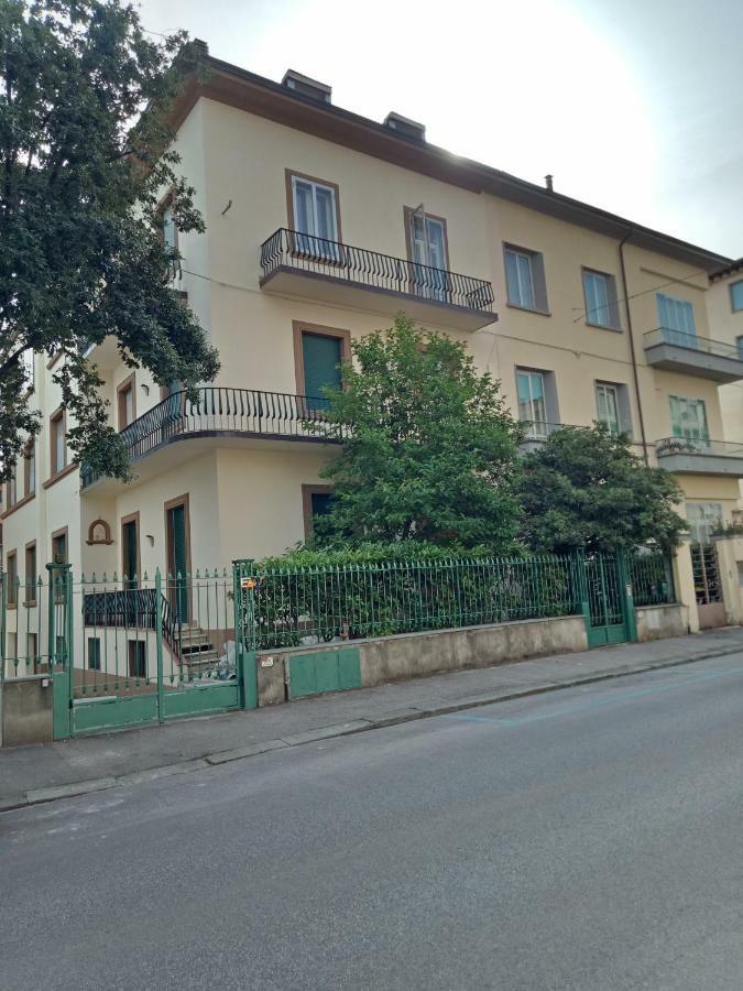 Villa Giove Rooms Prato  Extérieur photo